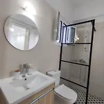 Апартаменты Aeraki House *