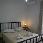 Aeraki House *